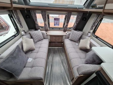 2022 Coachman Vip 565