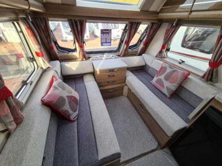 2017 Swift Challenger 565