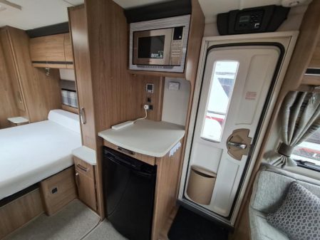 2017 Coachman VIP 575
inc mover