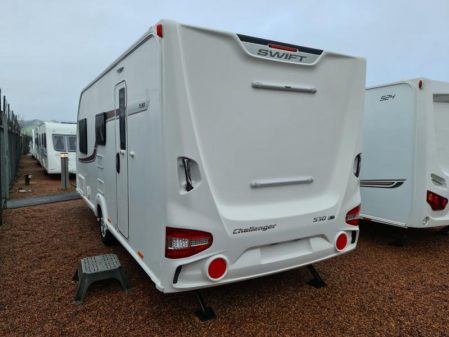 2017 Swift Challenger Lux 530 AL (Inc Mover)