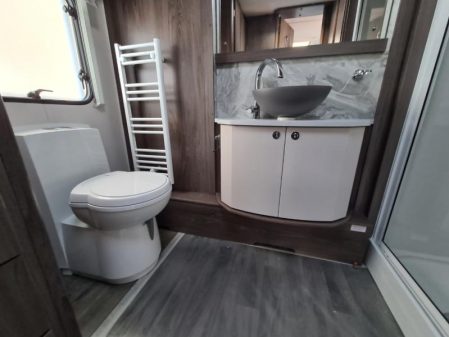 2022 Coachman Laser 620 Xtra