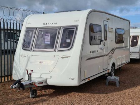 2011 Auto-Sleepers Mayfair
Incl Mover