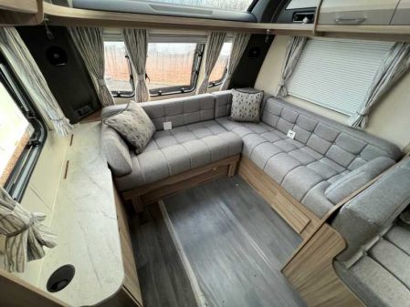 2022 Coachman Acadia 630 Extra