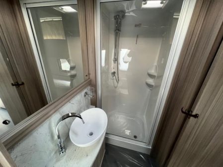 2022 Coachman Acadia 630 Extra