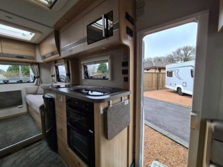 2019 Elddis Explorer 196