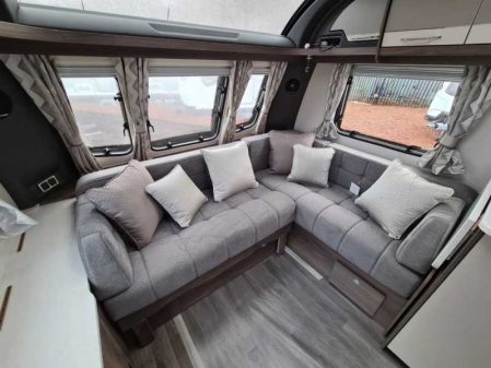 2022 Coachman Laser 545 Xtra