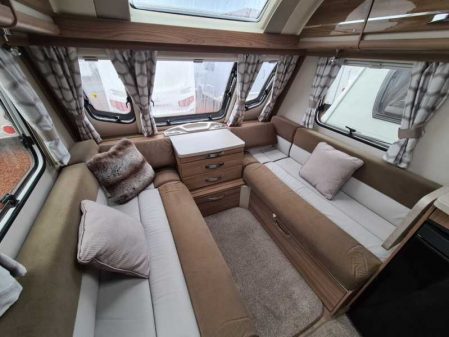2016 Swift Challenger 570
