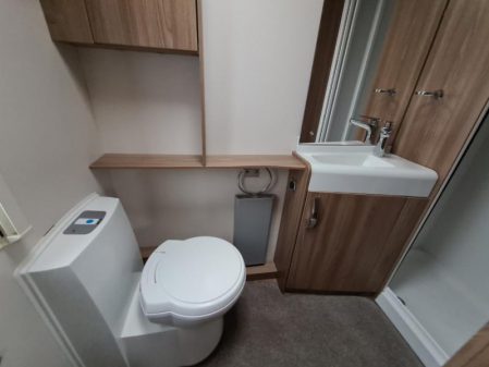 2016 Swift Challenger 570