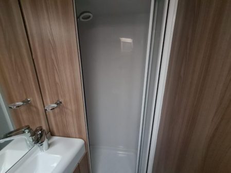2016 Swift Challenger 570