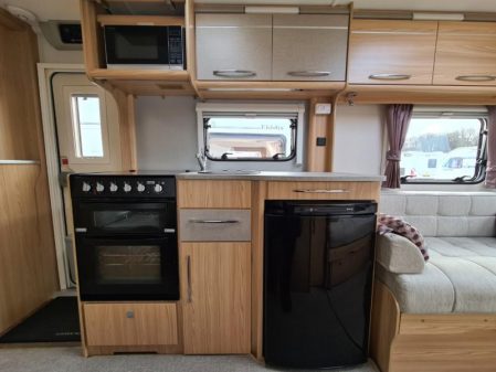 2015 Coachman Highlander 580/5