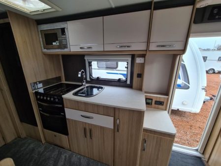 2017 Coachman Highlander 630