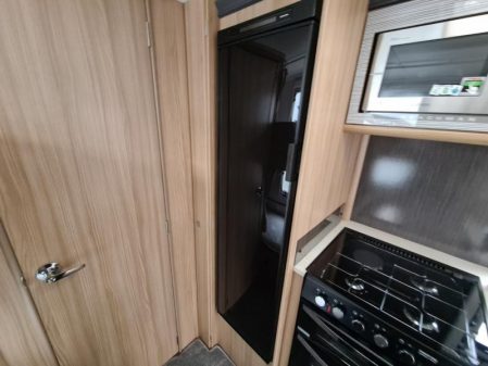 2017 Coachman Highlander 630