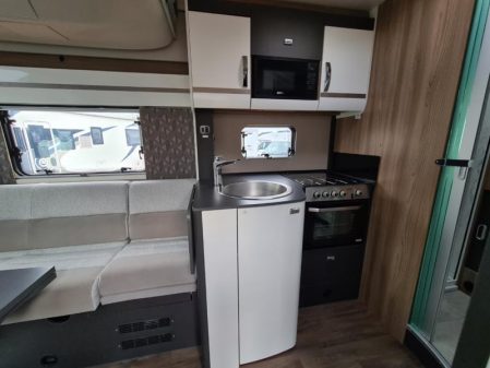 2022 Swift Escape 640