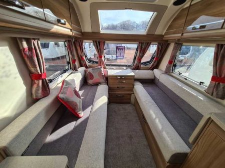 2018 Swift Challenger 480
inc Mover