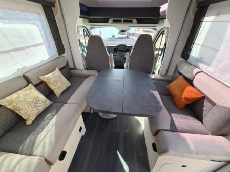 2022 Chausson Titanium Premium 720