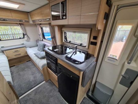 2020 Elddis Accordo 120