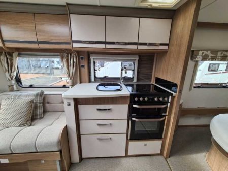 2016 Coachman VIP 575
inc Mover