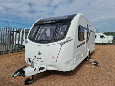 2016 Swift Conqueror 580