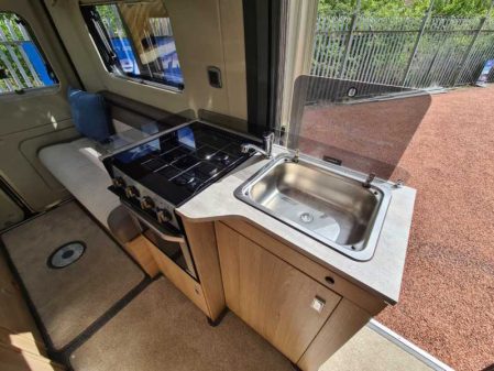 2020 Auto-Trail V-line 33 SE