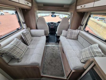 2019 Compass Avantgarde 155