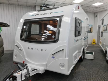 2017 Bailey Pursuit II 400-2