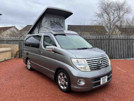 2005 Nissan Elgrand Highway Star