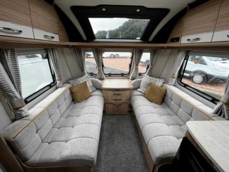 2018 Coachman Highlander 545