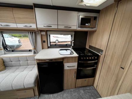 2018 Coachman Highlander 545