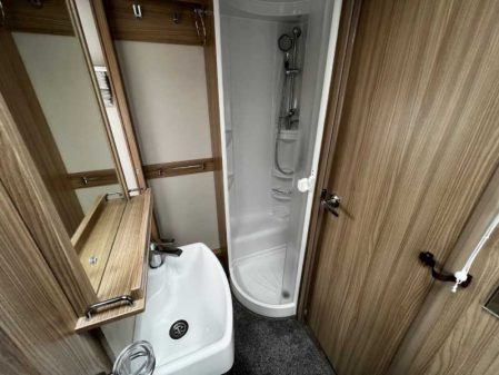 2018 Coachman Highlander 545