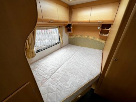 2004 Coachman Festival 530