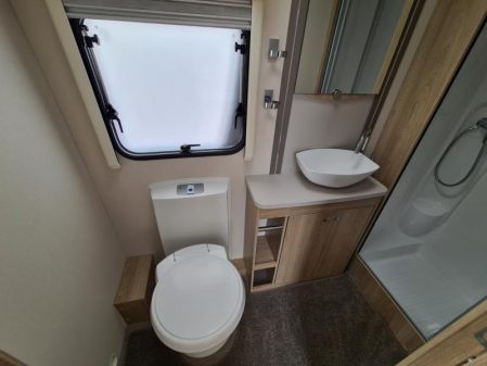 2018 Elddis Supreme 462