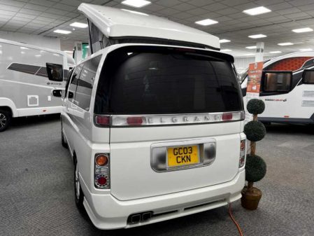 2003 Nissan Elgrand