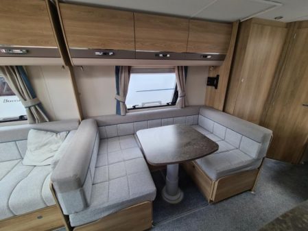 2019 Elddis Avante 840 Supreme