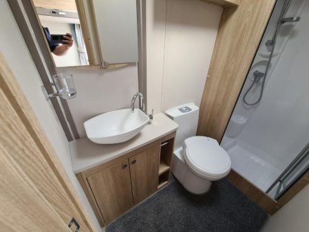 2019 Elddis Avante 840 Supreme