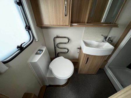 2016 Coachman Pastiche 575
