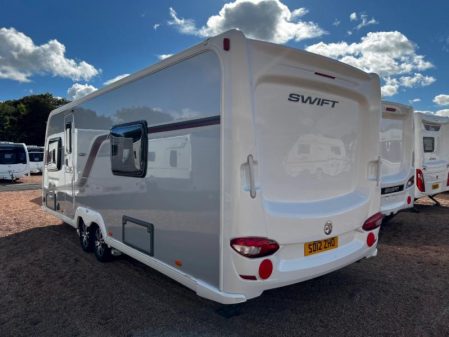 2012 Swift Conqueror 630