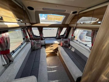 2017 Swift Challenger 590 Lux Alde
