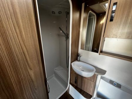 2017 Swift Challenger 590 Lux Alde
