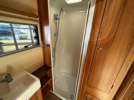 2011 Bailey Pegasus Genoa II *NO BODY WARRANTY*