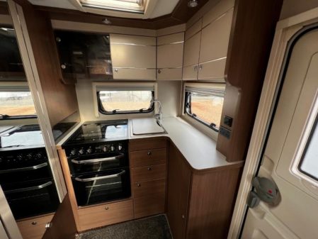 2018 Elddis Affinity 462