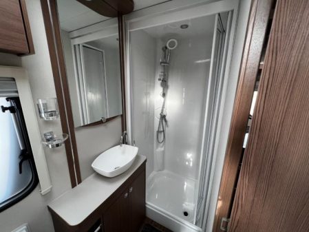 2018 Elddis Affinity 462