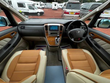 2006 Toyota Alphard