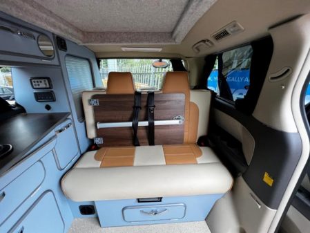 2006 Toyota Alphard