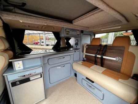 2006 Toyota Alphard