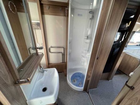 2016 Coachman Laser 650