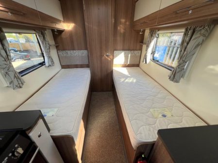2020 Bailey Advance II 76-4