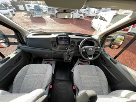 2023 Swift Voyager 584