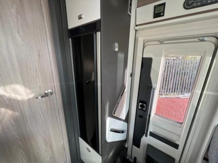 2023 Swift Voyager 584