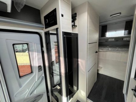2022 Chausson Titanium Premium 720
