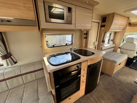 2016 Elddis Platinum 195